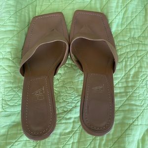 Zara Kitten Thong Heel